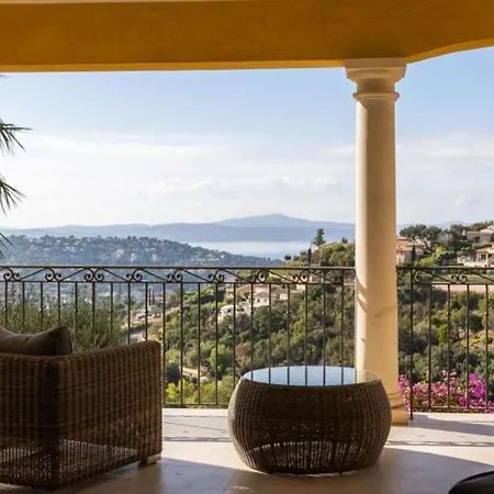 Golf Dor C6 Villa Sainte-Maxime