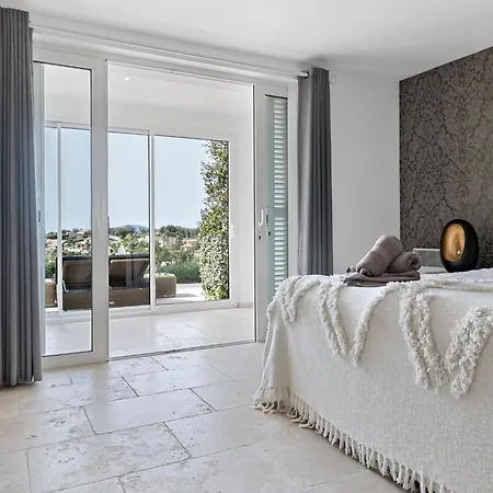 Villa Golf Dor C6 *