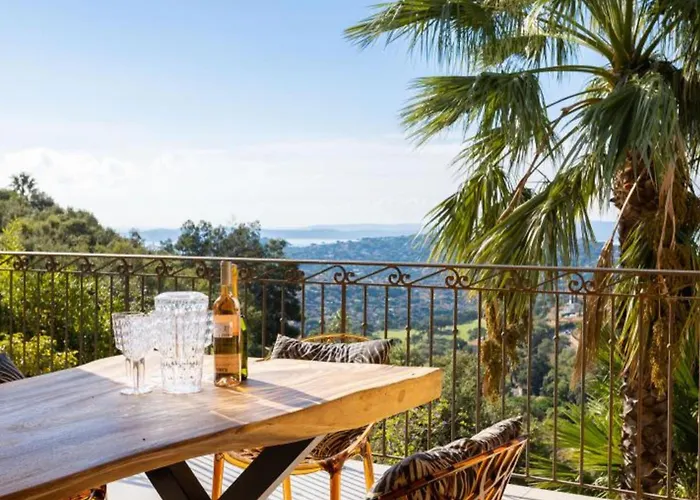 Golf Dor C6 Villa Sainte-Maxime